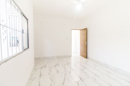 Casa para alugar com 60m², 1 quarto e sem vagaQuarto 
