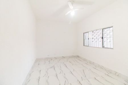 Casa para alugar com 60m², 1 quarto e sem vagaQuarto 