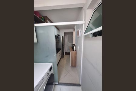 Apartamento à venda com 60m², 3 quartos e 1 vaga Apartamento à venda com 60m², 3 quartos e 1 vagaÁrea de Serviço
