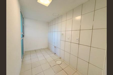 Cozinha de apartamento para alugar com 2 quartos, 56m² em Mato Grande, Canoas