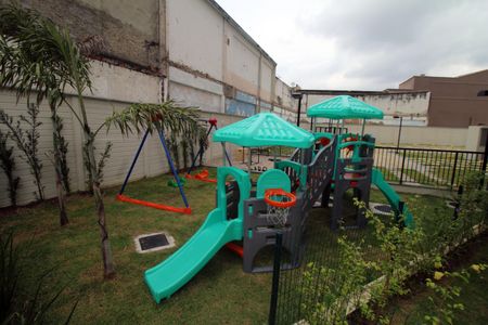 Apartamento para alugar com 41m², 2 quartos e sem vagaÁrea comum - Playground