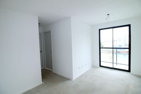 Sala de apartamento para alugar com 2 quartos, 41m² em Vila Kosmos, Rio de Janeiro