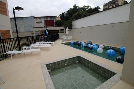 Apartamento para alugar com 41m², 2 quartos e sem vagaÁrea comum - Piscina