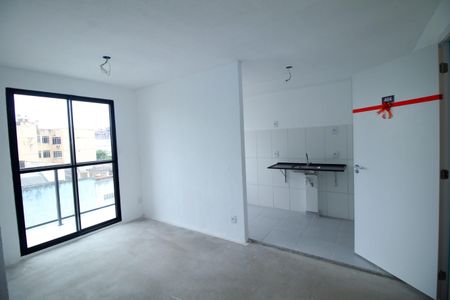 Sala de apartamento para alugar com 2 quartos, 41m² em Vila Kosmos, Rio de Janeiro