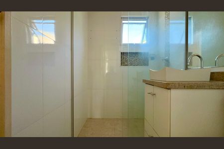 Apartamento para alugar com 54m², 2 quartos e 1 vagaBanheiro