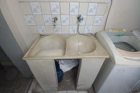Casa à venda com 250m², 4 quartos e 2 vagas Casa à venda com 250m², 4 quartos e 2 vagasÁrea de Serviço
