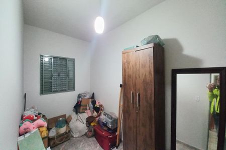 Casa à venda com 250m², 4 quartos e 2 vagas Casa à venda com 250m², 4 quartos e 2 vagasQuarto 2