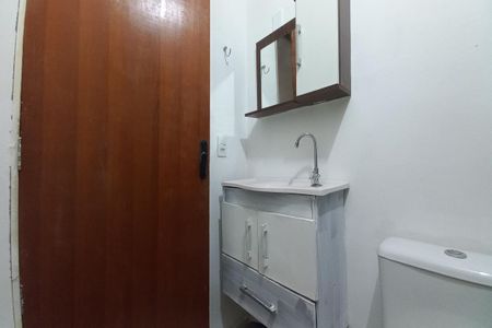 Casa à venda com 250m², 4 quartos e 2 vagas Casa à venda com 250m², 4 quartos e 2 vagasBanheiro