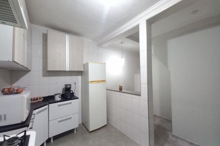 Casa à venda com 250m², 4 quartos e 2 vagas Casa à venda com 250m², 4 quartos e 2 vagasCozinha