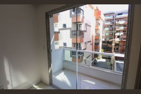 Apartamento para alugar com 2 quartos, 70m² em Vila Nova, Cabo Frio