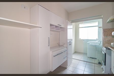 Apartamento à venda com 55m², 2 quartos e 1 vaga Apartamento à venda com 55m², 2 quartos e 1 vagaCozinha