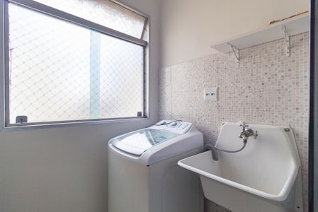 Apartamento à venda com 55m², 2 quartos e 1 vaga Apartamento à venda com 55m², 2 quartos e 1 vagaÁrea de Serviço