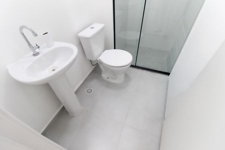 Apartamento para alugar com 38m², 2 quartos e sem vaga Apartamento para alugar com 38m², 2 quartos e sem vagaBanheiro