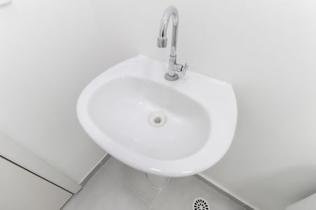 Apartamento para alugar com 38m², 2 quartos e sem vaga Apartamento para alugar com 38m², 2 quartos e sem vagaBanheiro