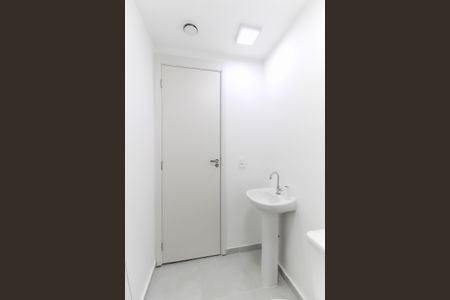 Apartamento para alugar com 38m², 2 quartos e sem vaga Apartamento para alugar com 38m², 2 quartos e sem vagaBanheiro