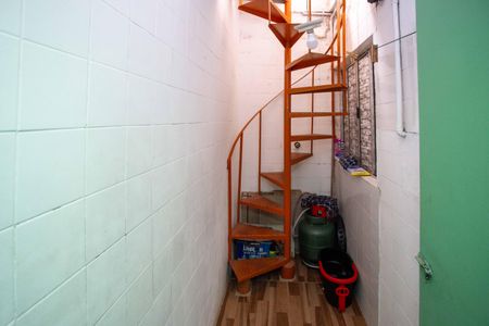 Casa à venda com 217m², 5 quartos e sem vagaHall