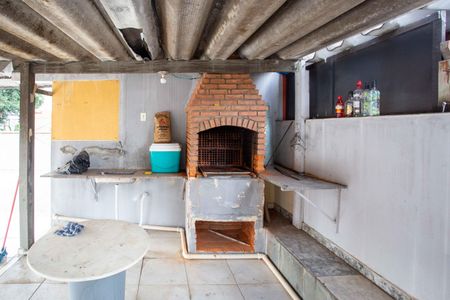 Casa à venda com 217m², 5 quartos e sem vagaChurrasqueira