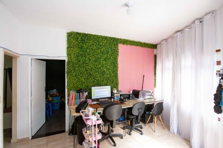 Casa à venda com 217m², 5 quartos e sem vagaSala 2 Casa 1