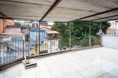 Casa à venda com 217m², 5 quartos e sem vagaSacada Casa 1