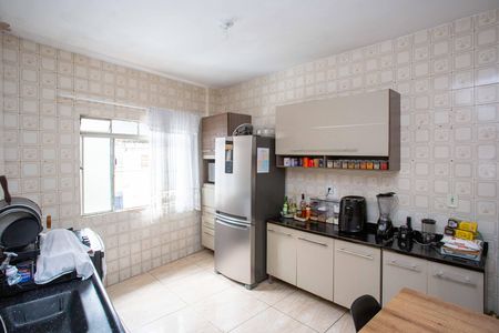 Casa à venda com 217m², 5 quartos e sem vagaCozinha Casa 1