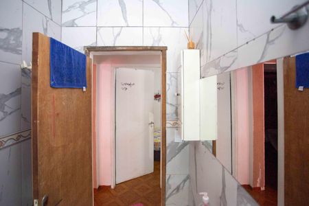 Casa à venda com 217m², 5 quartos e sem vagaBanheiro Social Casa 2
