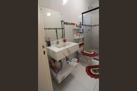 Casa à venda com 220m², 5 quartos e sem vaga Casa à venda com 220m², 5 quartos e sem vagaBanheiro 1