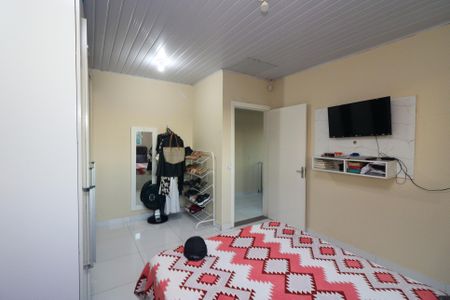 Casa à venda com 220m², 5 quartos e sem vaga Casa à venda com 220m², 5 quartos e sem vagaQuarto 4