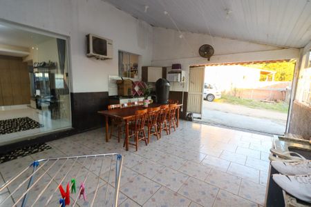 Casa à venda com 220m², 5 quartos e sem vaga Casa à venda com 220m², 5 quartos e sem vagaVaranda gourmet