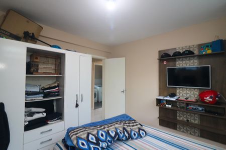 Casa à venda com 220m², 5 quartos e sem vaga Casa à venda com 220m², 5 quartos e sem vagaQuarto 2