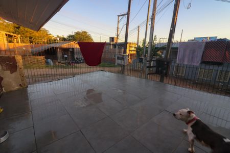 Casa à venda com 220m², 5 quartos e sem vaga Casa à venda com 220m², 5 quartos e sem vagaTerraço