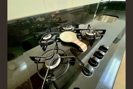 Apartamento para alugar com 62m², 2 quartos e 1 vagaDetalhe cozinha