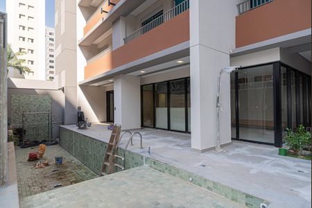 Apartamento à venda com 30m², 1 quarto e sem vaga Apartamento à venda com 30m², 1 quarto e sem vagaÁrea comum - Piscina