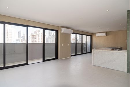 Apartamento à venda com 30m², 1 quarto e sem vaga Apartamento à venda com 30m², 1 quarto e sem vagaÁrea comum - Salão de festas