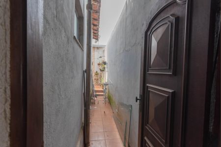 Corredor de casa à venda com 3 quartos, 200m² em Conjunto Habitacional Padre Anchieta, Campinas