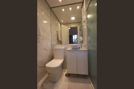 Apartamento à venda com 72m², 3 quartos e 2 vagasBanheiro da Suíte