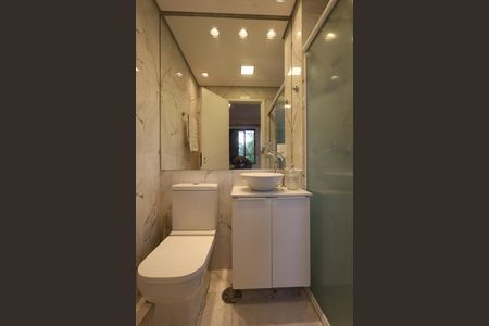 Apartamento à venda com 72m², 3 quartos e 2 vagasBanheiro da Suíte