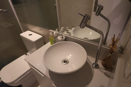 Apartamento à venda com 72m², 3 quartos e 2 vagasBanheiro