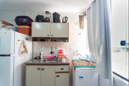 Cozinha e Área de Serviço de kitnet/studio para alugar com 1 quarto, 35m² em Jardim Algarve, Viamão