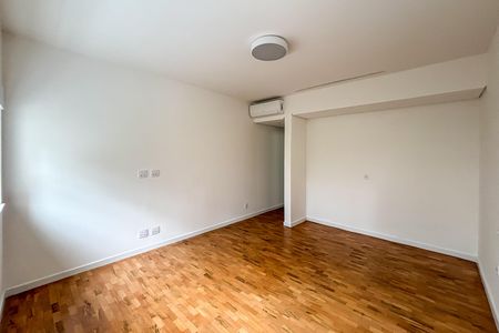 Apartamento à venda com 141m², 3 quartos e 1 vaga Apartamento à venda com 141m², 3 quartos e 1 vagaSuíte