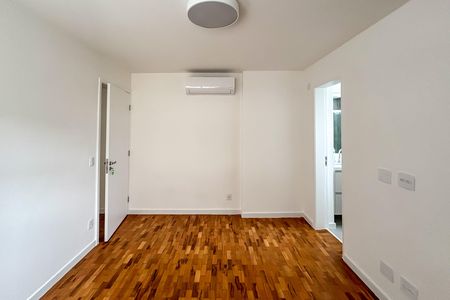 Apartamento à venda com 141m², 3 quartos e 1 vaga Apartamento à venda com 141m², 3 quartos e 1 vagaSuíte 3