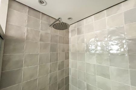 Apartamento à venda com 141m², 3 quartos e 1 vaga Apartamento à venda com 141m², 3 quartos e 1 vagaBanheiro da Suíte 2