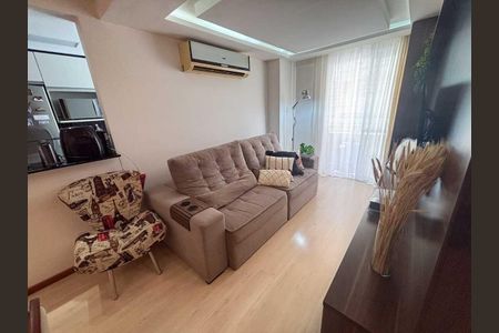 Apartamento à venda com 59m², 2 quartos e 1 vaga Apartamento à venda com 59m², 2 quartos e 1 vagaSala
