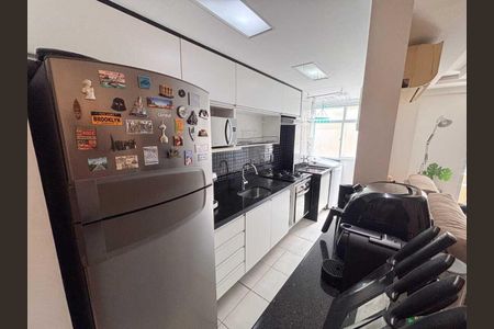 Cozinha de apartamento para alugar com 2 quartos, 59m² em Itaipu, Niterói