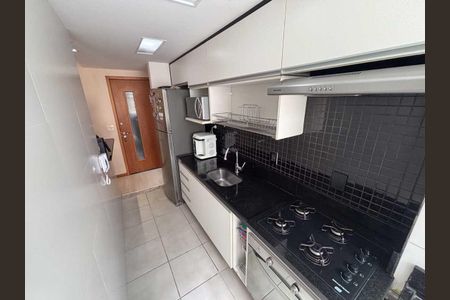 Apartamento à venda com 59m², 2 quartos e 1 vaga Apartamento à venda com 59m², 2 quartos e 1 vagaCozinha