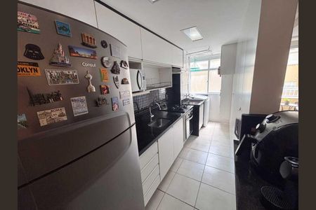 Cozinha de apartamento para alugar com 2 quartos, 59m² em Itaipu, Niterói