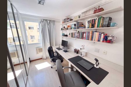 Apartamento à venda com 59m², 2 quartos e 1 vaga Apartamento à venda com 59m², 2 quartos e 1 vagaQuarto