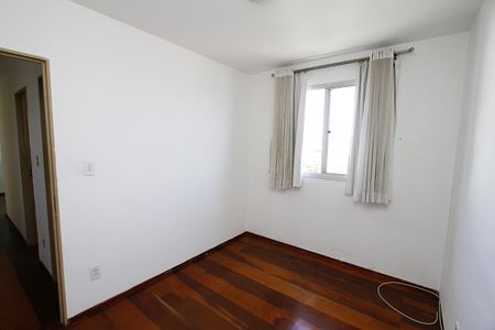 Apartamento à venda com 61m², 2 quartos e 1 vagaQuarto 2