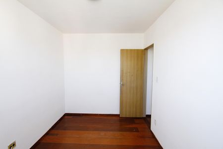 Apartamento à venda com 61m², 2 quartos e 1 vagaQuarto 2