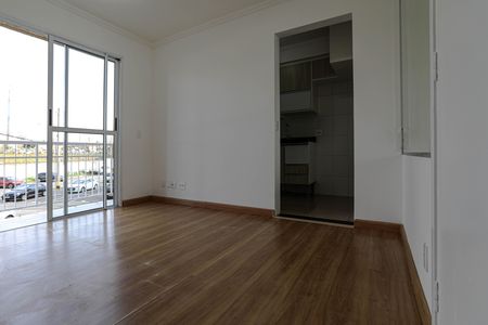 Sala de apartamento para alugar com 2 quartos, 45m² em Vila Mogilar, Mogi das Cruzes