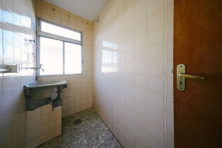 Apartamento para alugar com 46m², 2 quartos e 1 vagaÁrea de Serviço